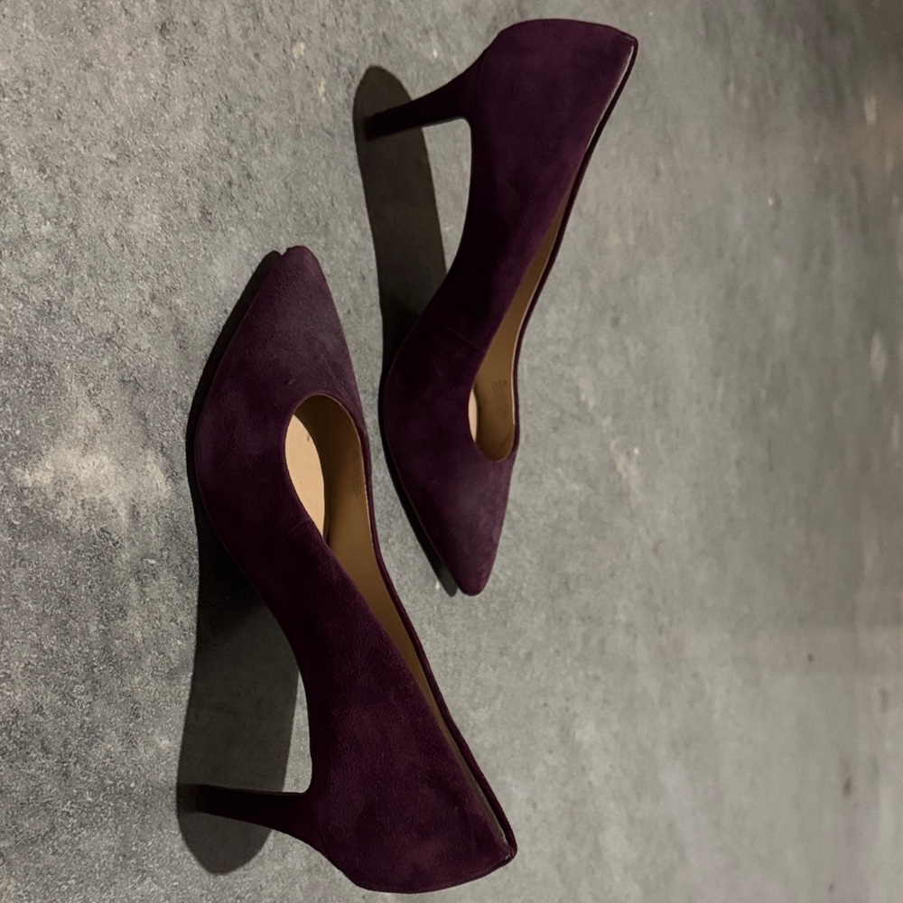Gianni Bini Plum Suede Heels